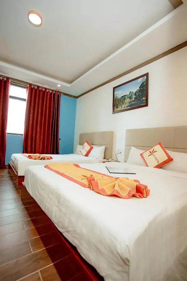 QaMi Hotel Da Nang 2*,